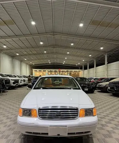Ford Crown Victoria 2011