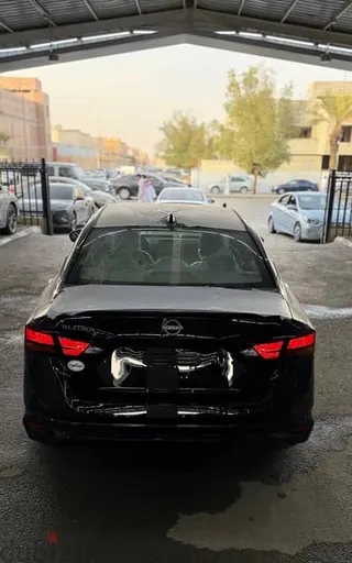 Nissan Altima 2025