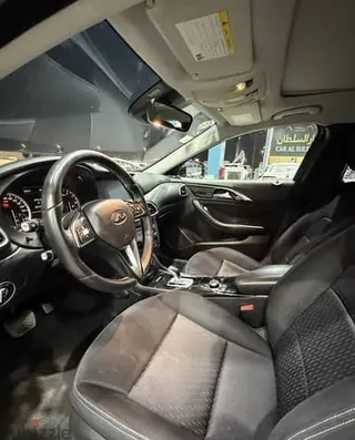 Infiniti Q30 2017