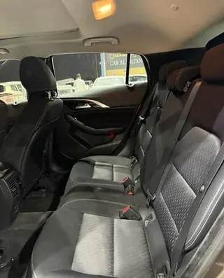 Infiniti Q30 2017