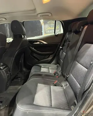 Infiniti Q30 2017