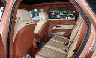 بنتلي Bentayga 2021