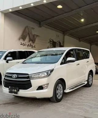 تويوتا Innova 2020