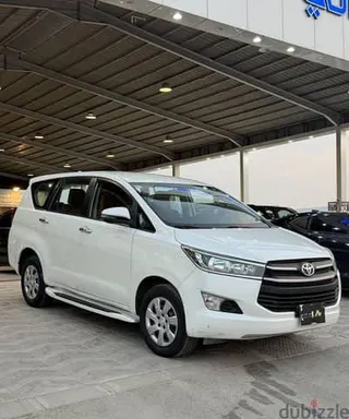 تويوتا Innova 2020