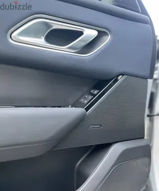 لاند روفر Range Rover Velar 2024