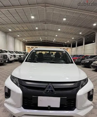 Mitsubishi L200 2023