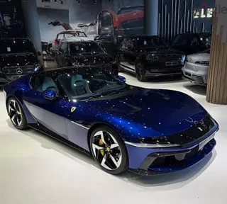 Ferrari 12 Cilindr 2025