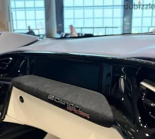 Ferrari 12 Cilindr 2025