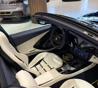 Ferrari 12 Cilindr 2025