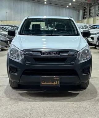 إيسوزو ديماكس 2023
