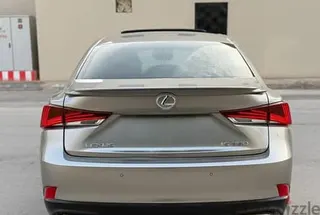 لكزس IS 350 2017