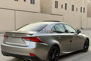 لكزس IS 350 2017
