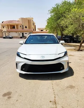 تويوتا كامري 2025