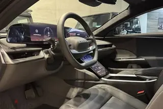 Lucid Air 2024