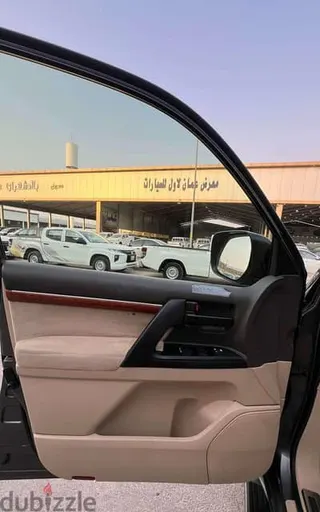 Toyota Land Cruiser 2013