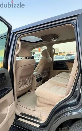 Toyota Land Cruiser 2013