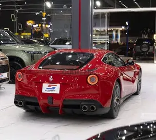 فيراري F 12 Berlinetta 2015