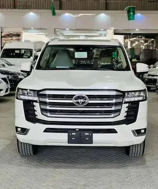 تويوتا لاند كروزر 2026