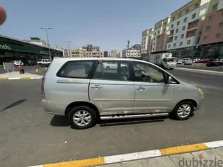 تويوتا Innova 2006