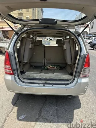 تويوتا Innova 2006