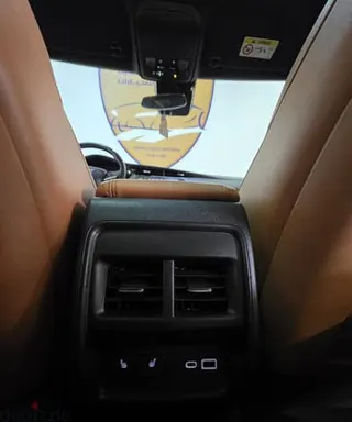 كاديلاك XT4 2021