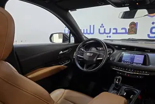كاديلاك XT4 2021