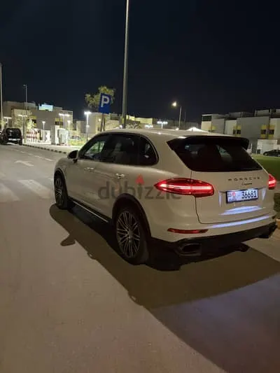 Porsche Cayenne GTS 2016