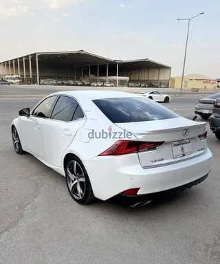 لكزس IS 350 2020