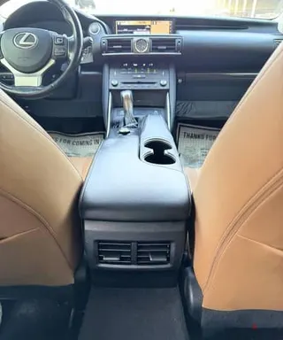 لكزس IS 350 2020