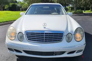 مرسيدس بنز E Class 2006