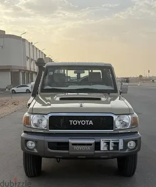 تويوتا Land Cruiser Pickup 2021