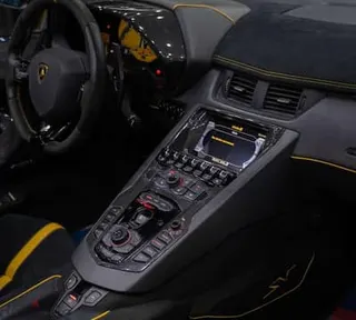 لامبورغيني Aventador 2017