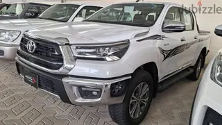 تويوتا هايلكس GLX 2025