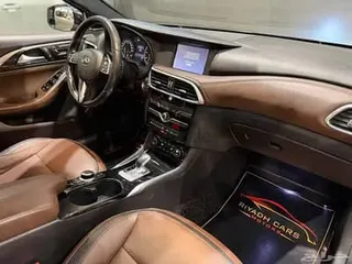 إنفينيتي QX 30 2018