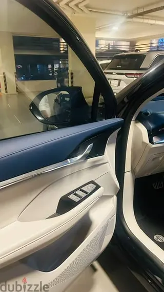 إم جي Whale 2025