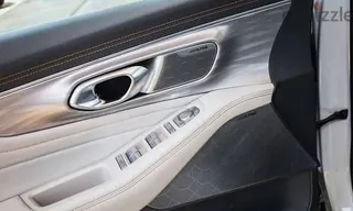 جي أيه سي GS8 2025