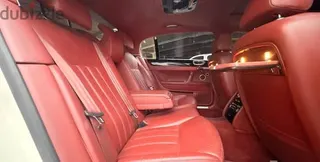 بنتلي Flying Spur 2011