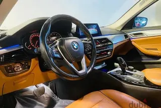 بي إم دبليو 5 Series 2020