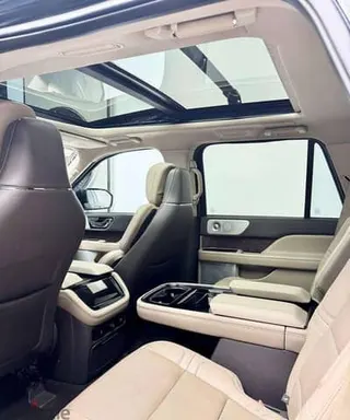 لينكون Navigator 2022