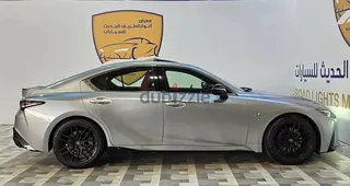 لكزس IS 350 2021