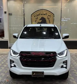إيسوزو ديماكس 2023