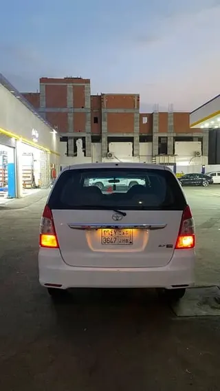 Toyota Innova 2012