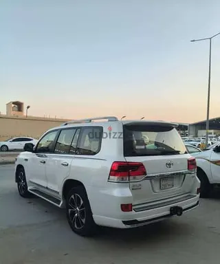 Toyota Land Cruiser GXR 2018