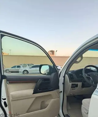 Toyota Land Cruiser GXR 2018