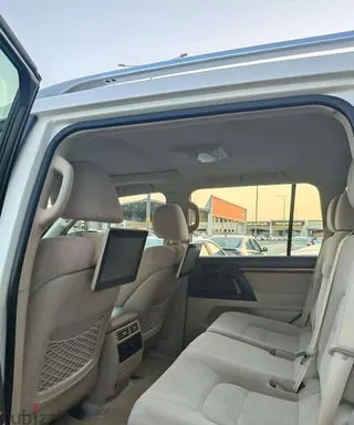 Toyota Land Cruiser GXR 2018