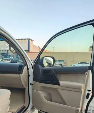 Toyota Land Cruiser GXR 2018