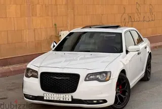 كرايسلر 300 2021