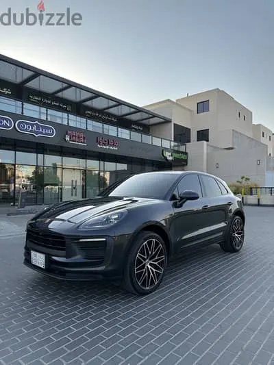 Porsche Macan 2025