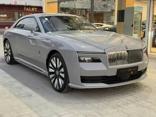 رولز رويس Spectre 2024