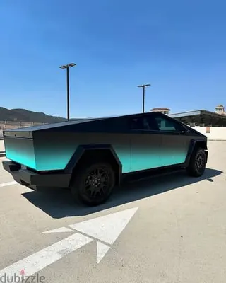 تيسلا Cybertruck 2024